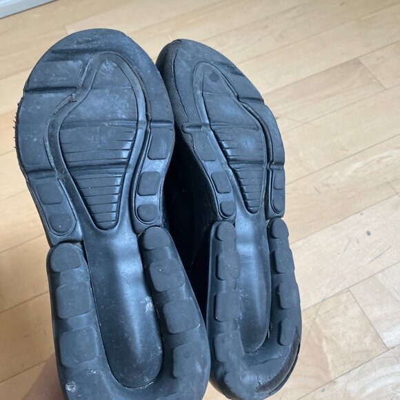 Nike air 270 black boys sneakers Size US 5.5Y Youth - Picture 4 of 7